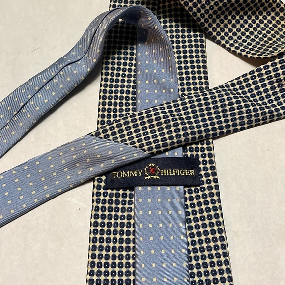 Tommy Hilfiger Silk Necktie 60” Blue/Off-White Men’s - Picture 8 of 9